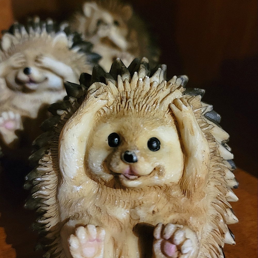 HEADHOGS DO NO EVIL